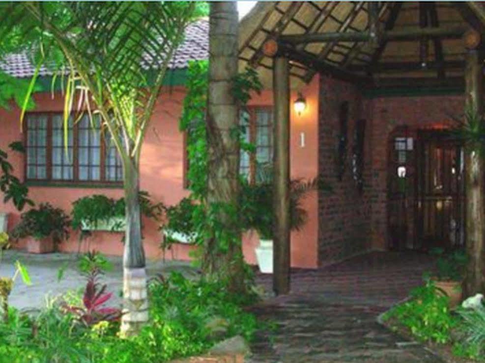 Maputaland Guest House Saint Lucia Estuary Extérieur photo